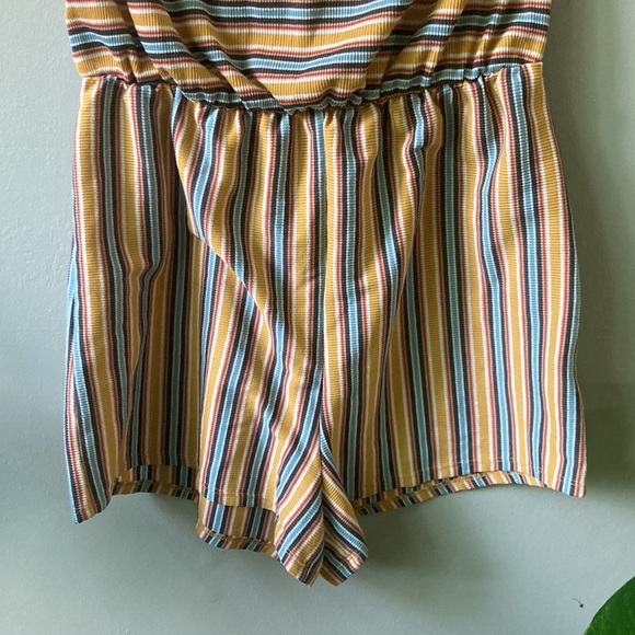 Women’s Strapless Romper - Picture 3 of 6